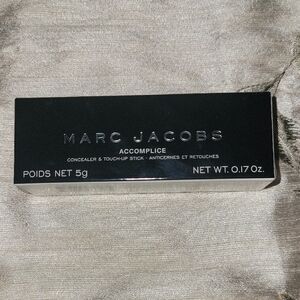 Marc Jacobs Accomplice Concealer TAN 49 New In Box